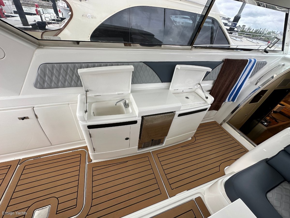 SUNSEEKER 60 RENEGADE HARDTOP CRUISER