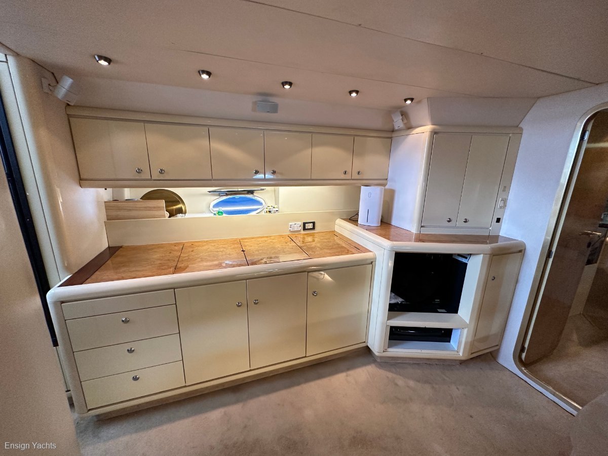 SUNSEEKER 60 RENEGADE HARDTOP CRUISER