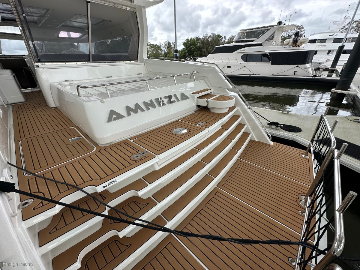 SUNSEEKER 60 RENEGADE HARDTOP CRUISER