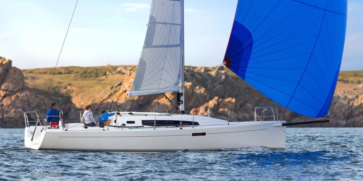 J BOATS J/112E YACHT