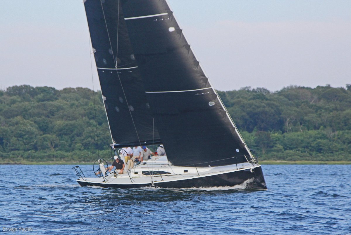 J BOATS J/121 SAILBOAT