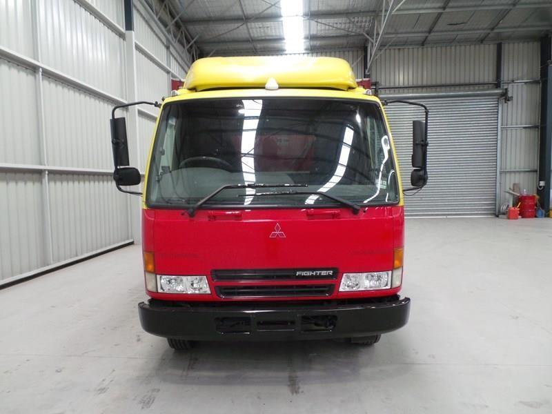 2004 FUSO FIGHTER FK617 TAUTLINER