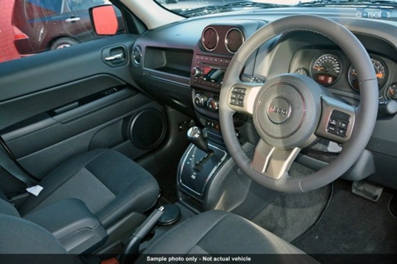 2014 JEEP PATRIOT BLACKHAWK 4X2 MK MY14