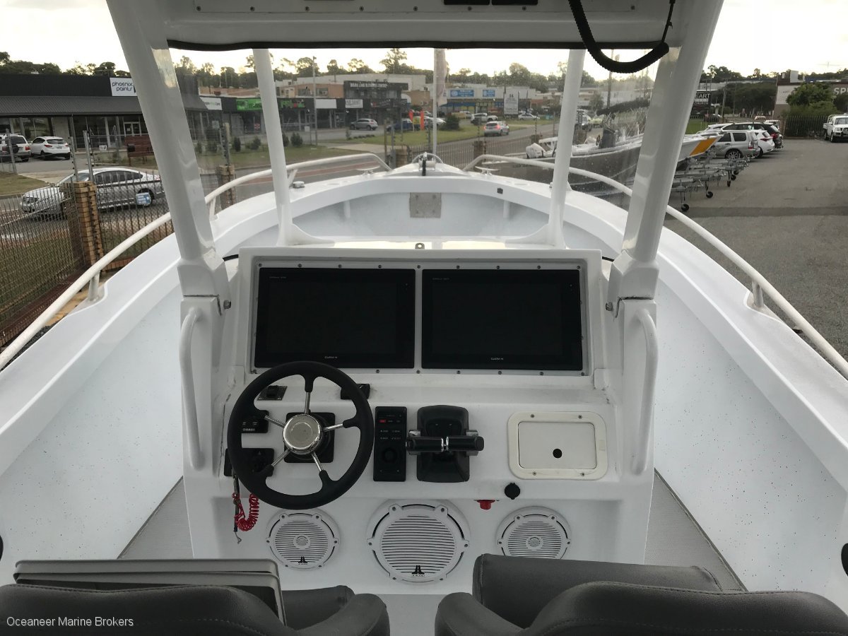 CHIVERS CUSTOM CENTRE CONSOLE