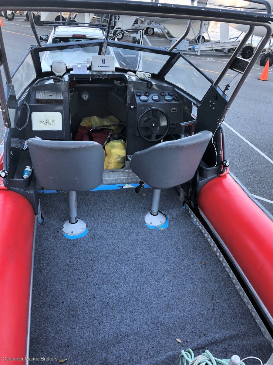 NAIAD 5.8 OFFSHORE CUDDY