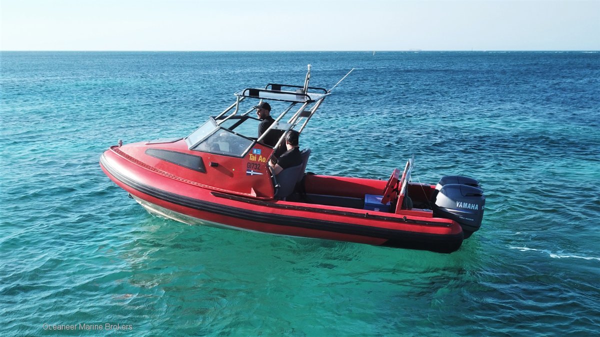 NAIAD 5.8 OFFSHORE CUDDY