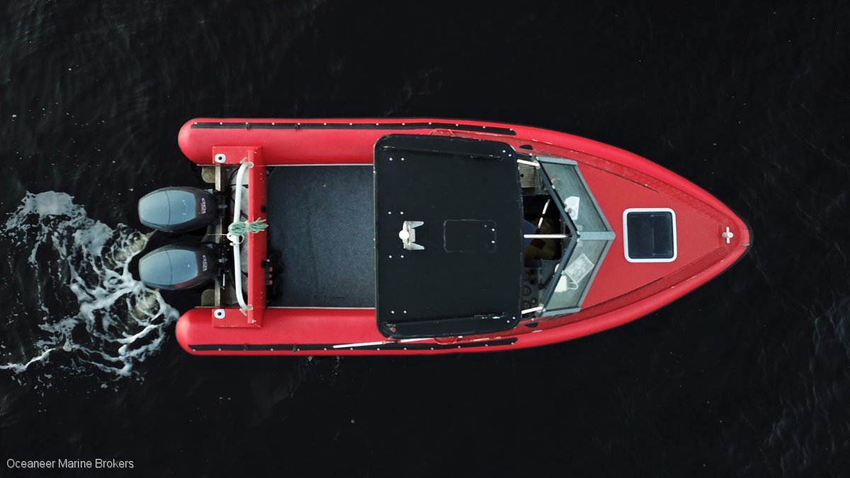 NAIAD 5.8 OFFSHORE CUDDY