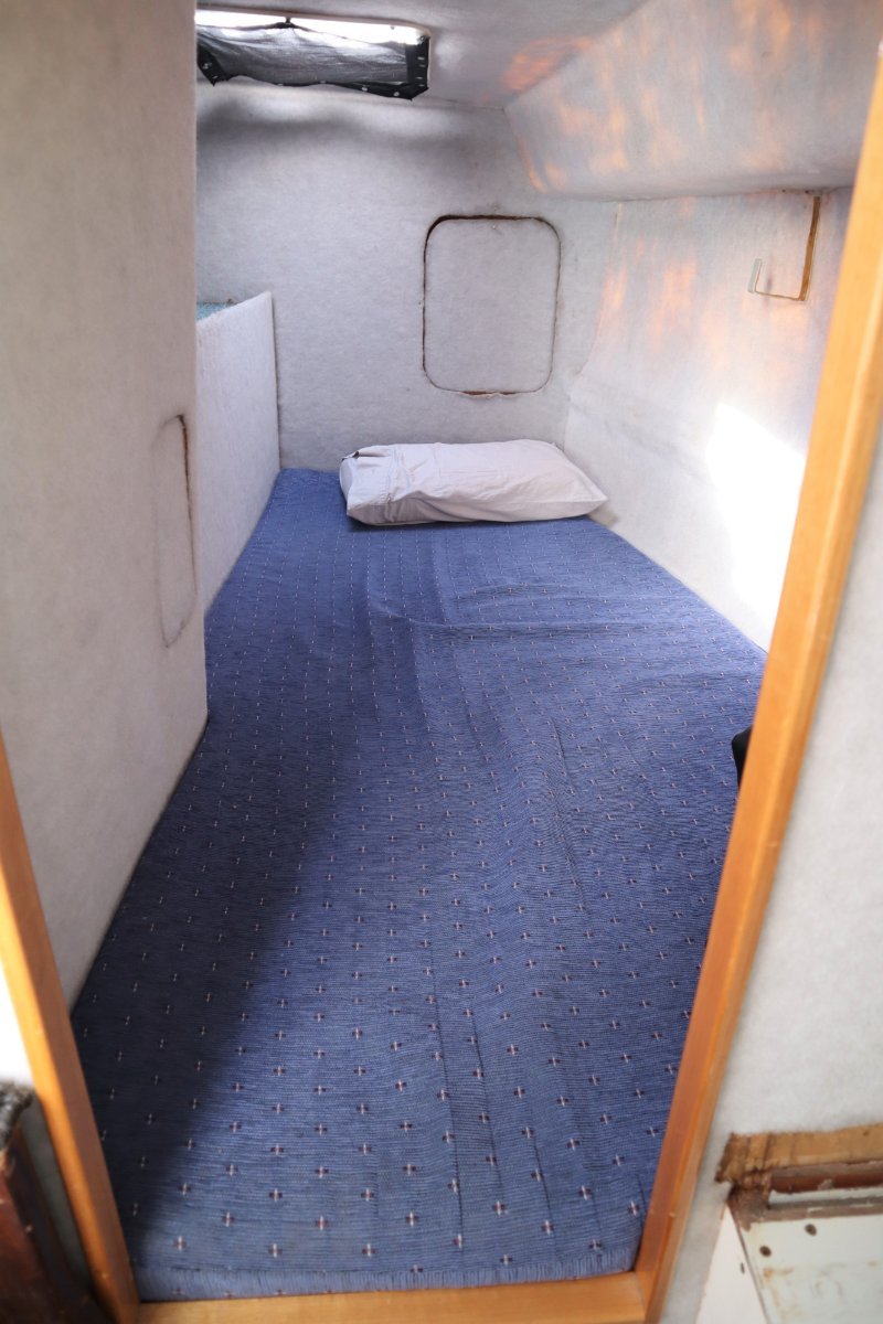 T CRAFT 32 CATAMARAN