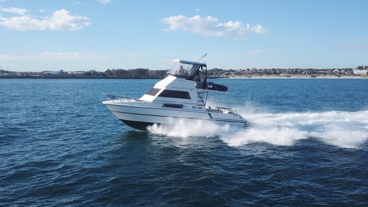 T CRAFT 32 CATAMARAN