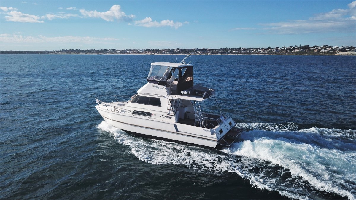 T CRAFT 32 CATAMARAN