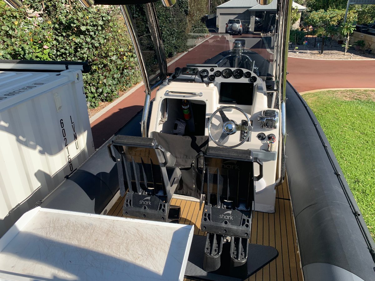 PROTECTOR 7.50 CENTRE CONSOLE