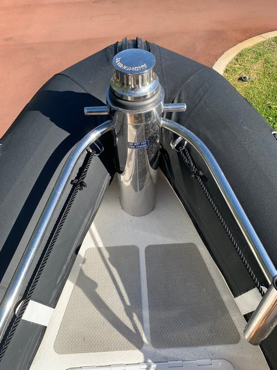 PROTECTOR 7.50 CENTRE CONSOLE