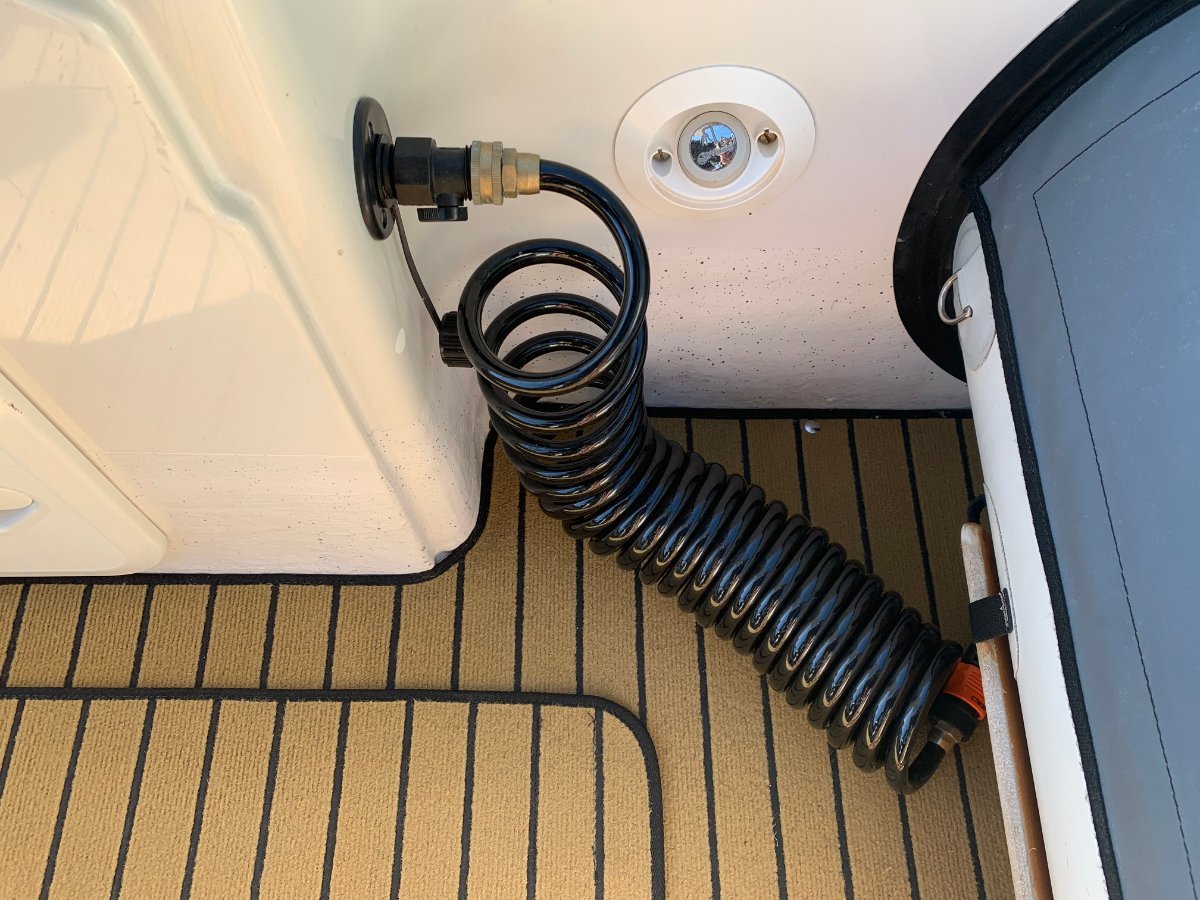 PROTECTOR 7.50 CENTRE CONSOLE