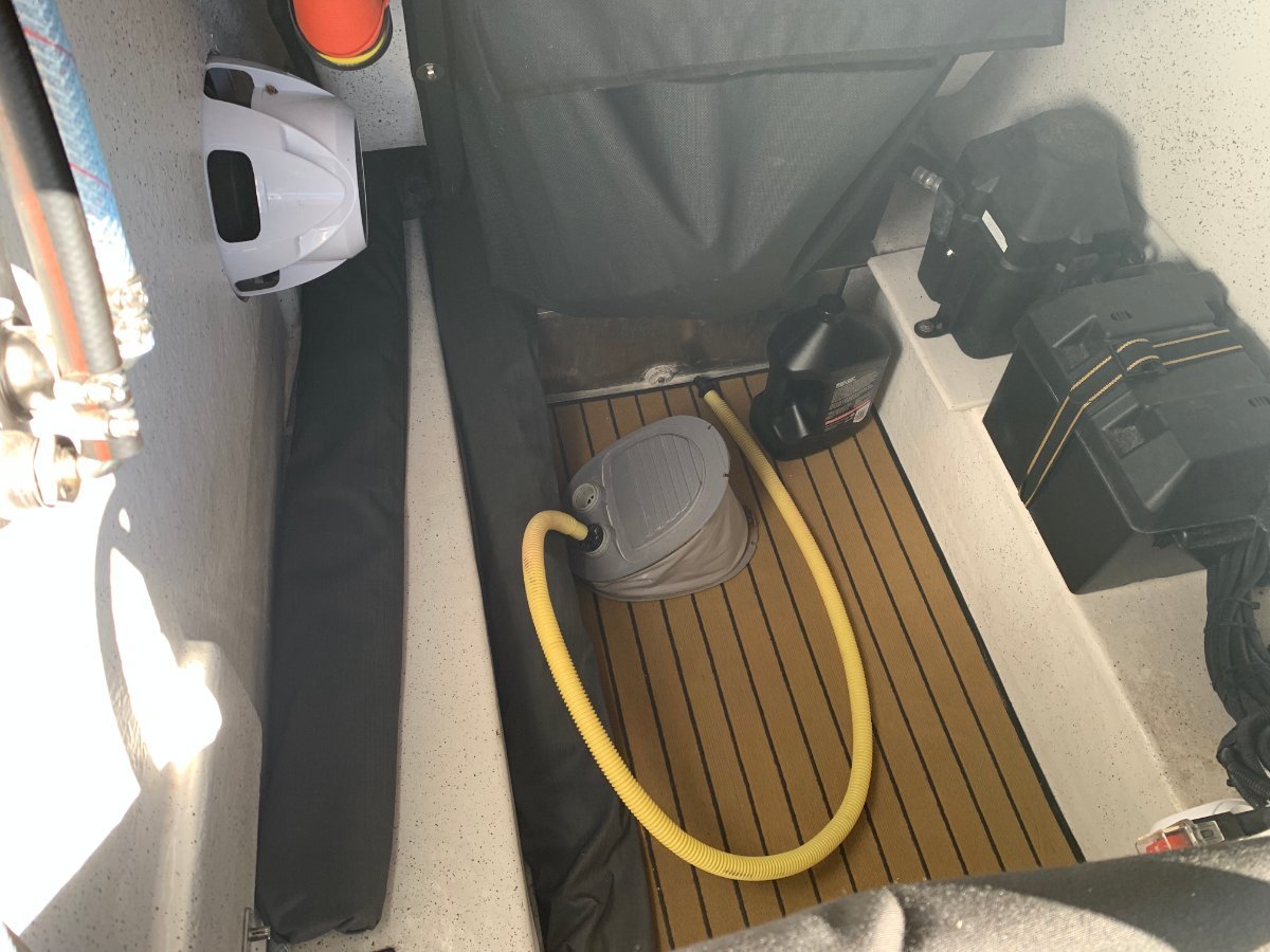 PROTECTOR 7.50 CENTRE CONSOLE
