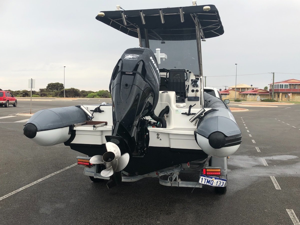 PROTECTOR 7.50 CENTRE CONSOLE