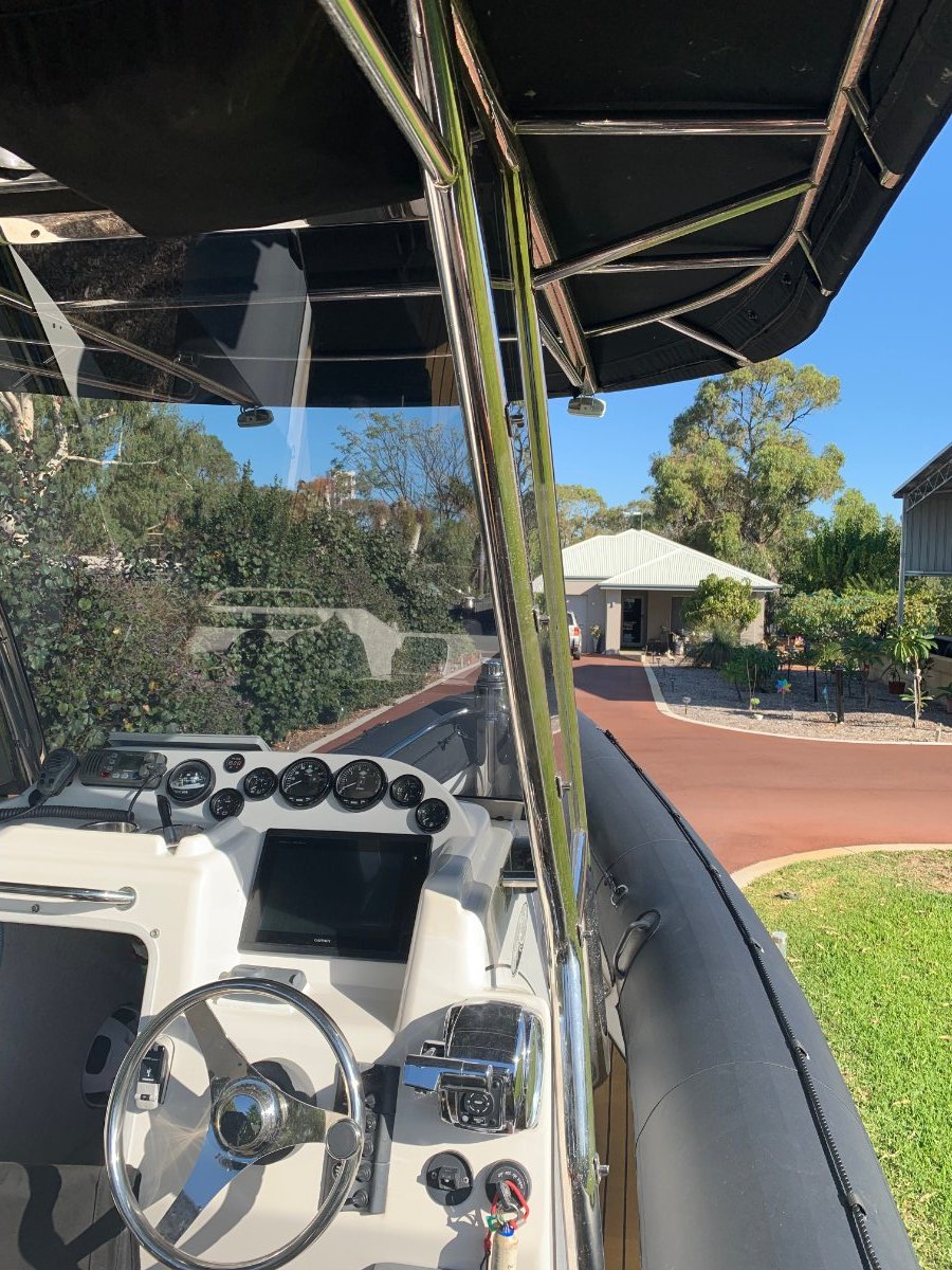PROTECTOR 7.50 CENTRE CONSOLE