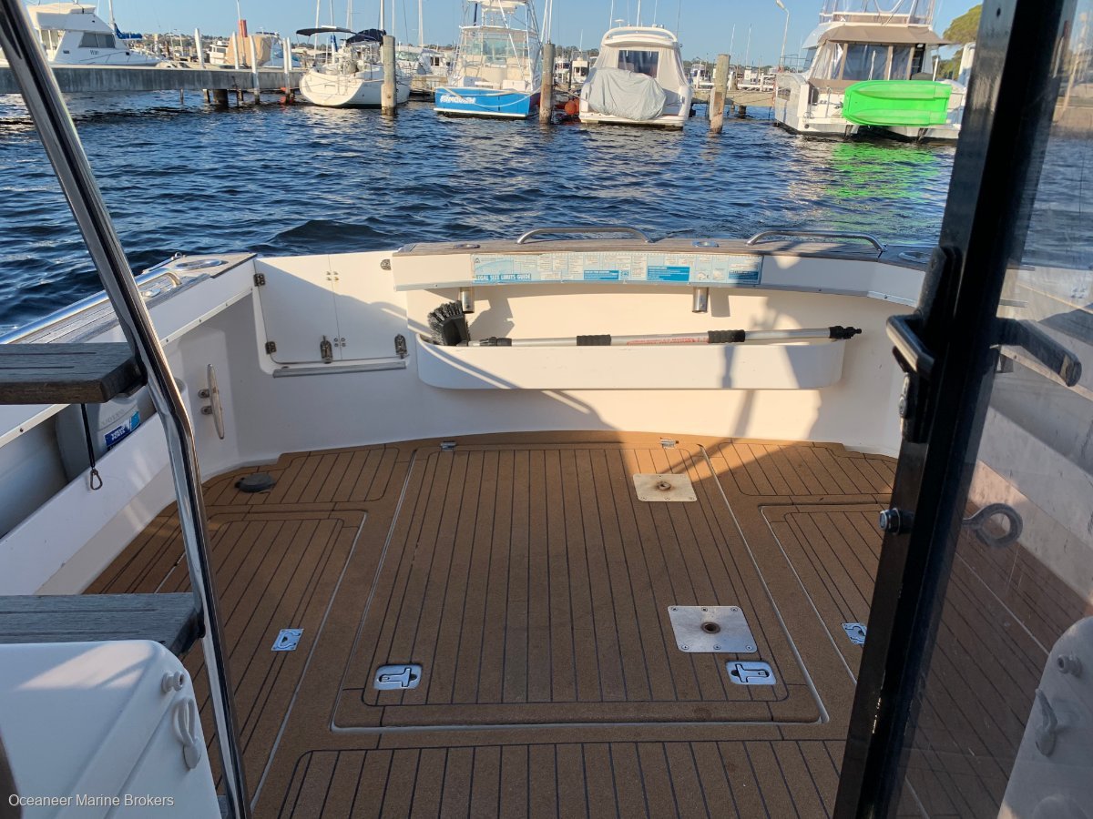 2004 BLACK WATCH 26 FLYBRIDGE