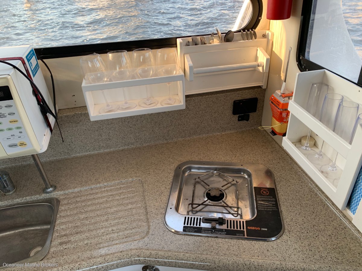 2004 BLACK WATCH 26 FLYBRIDGE