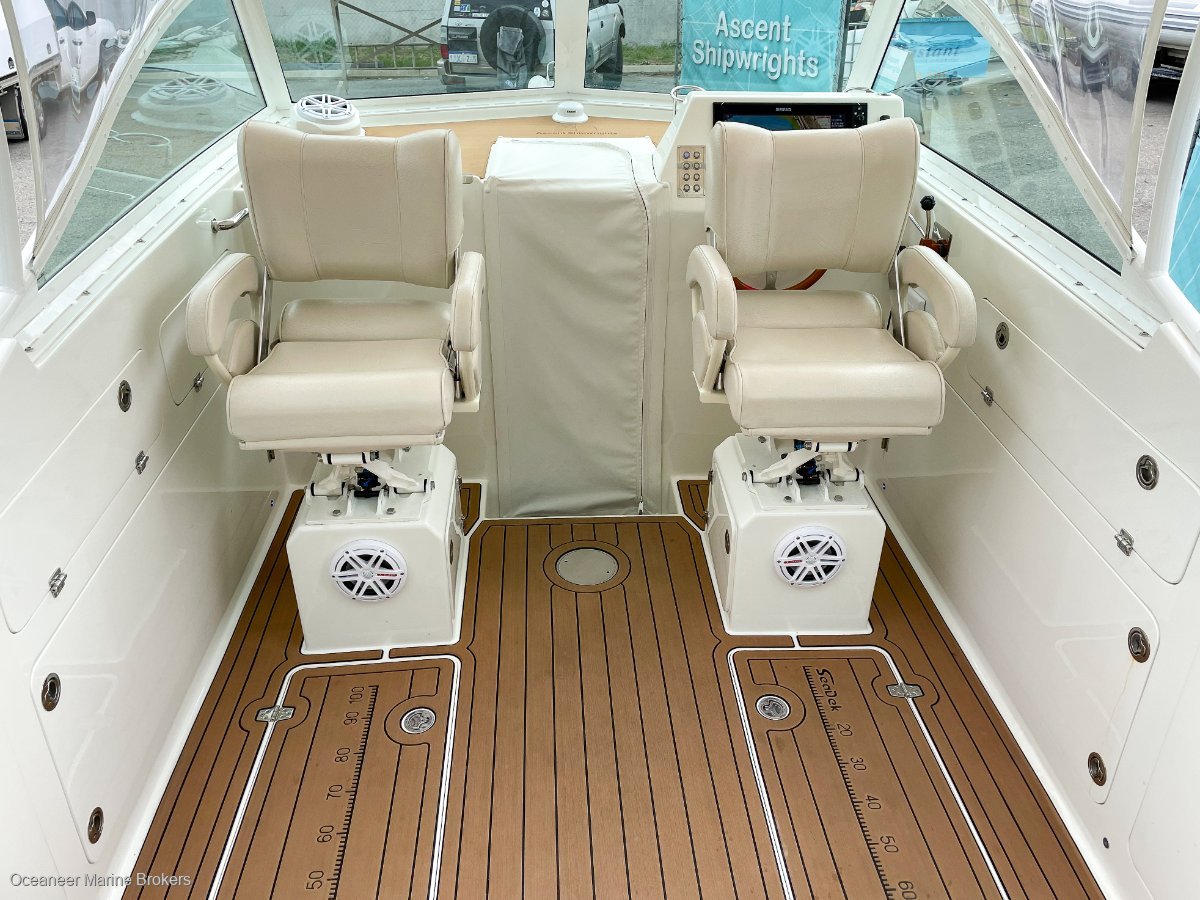 2019 CARIBBEAN REEF RUNNER 21 CRUISER