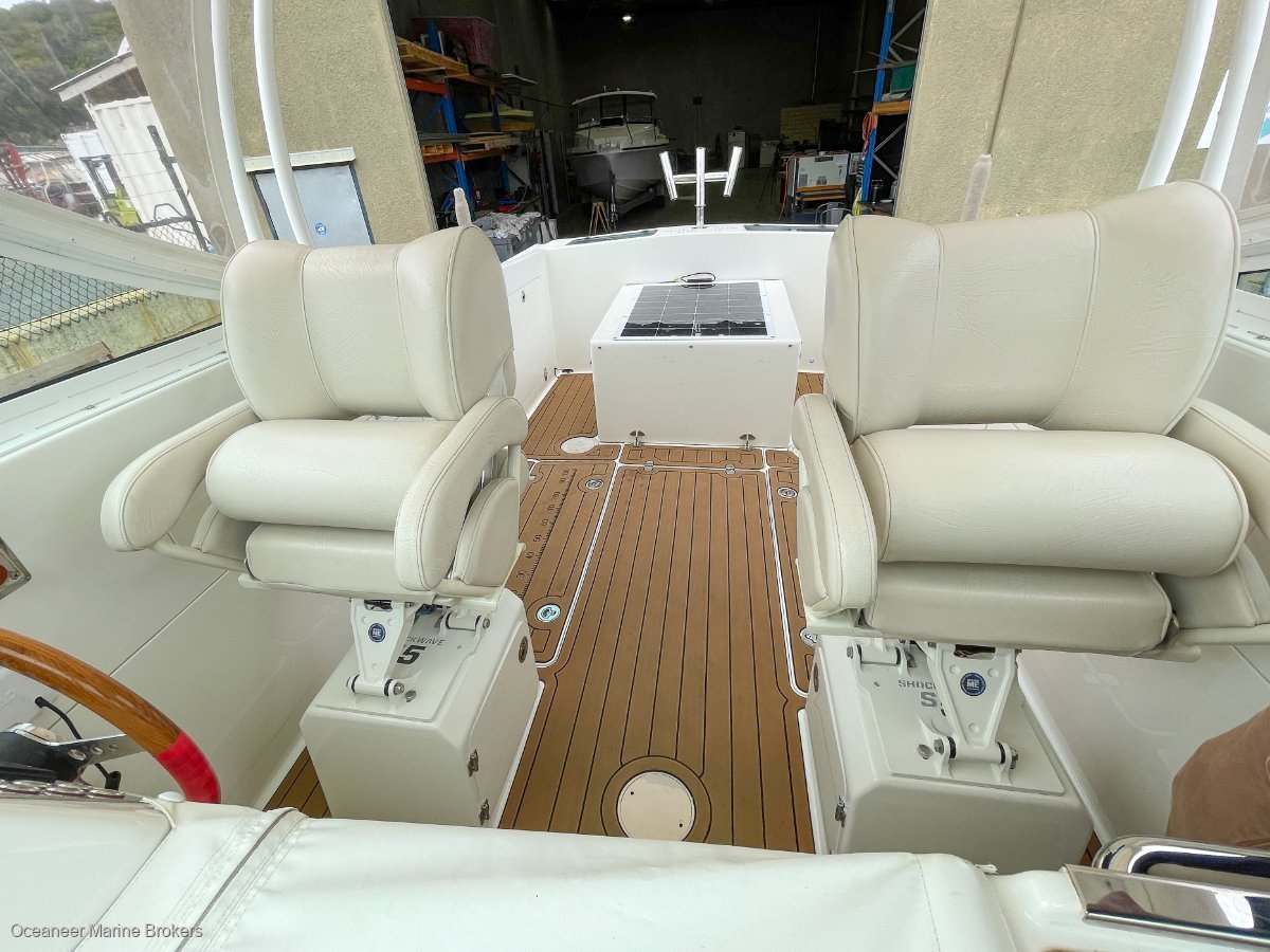 2019 CARIBBEAN REEF RUNNER 21 CRUISER