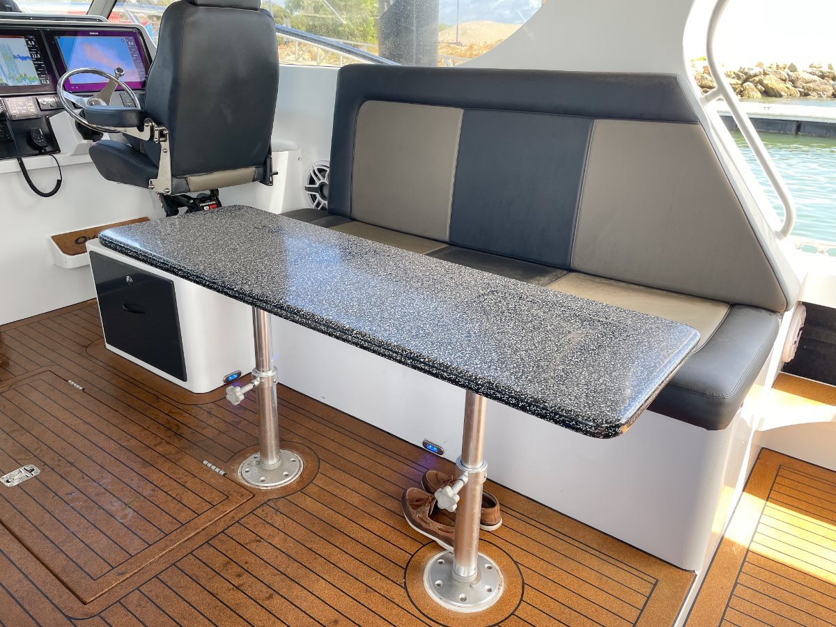 2021 OUTLAW BOATS 10.0M CATAMARAN