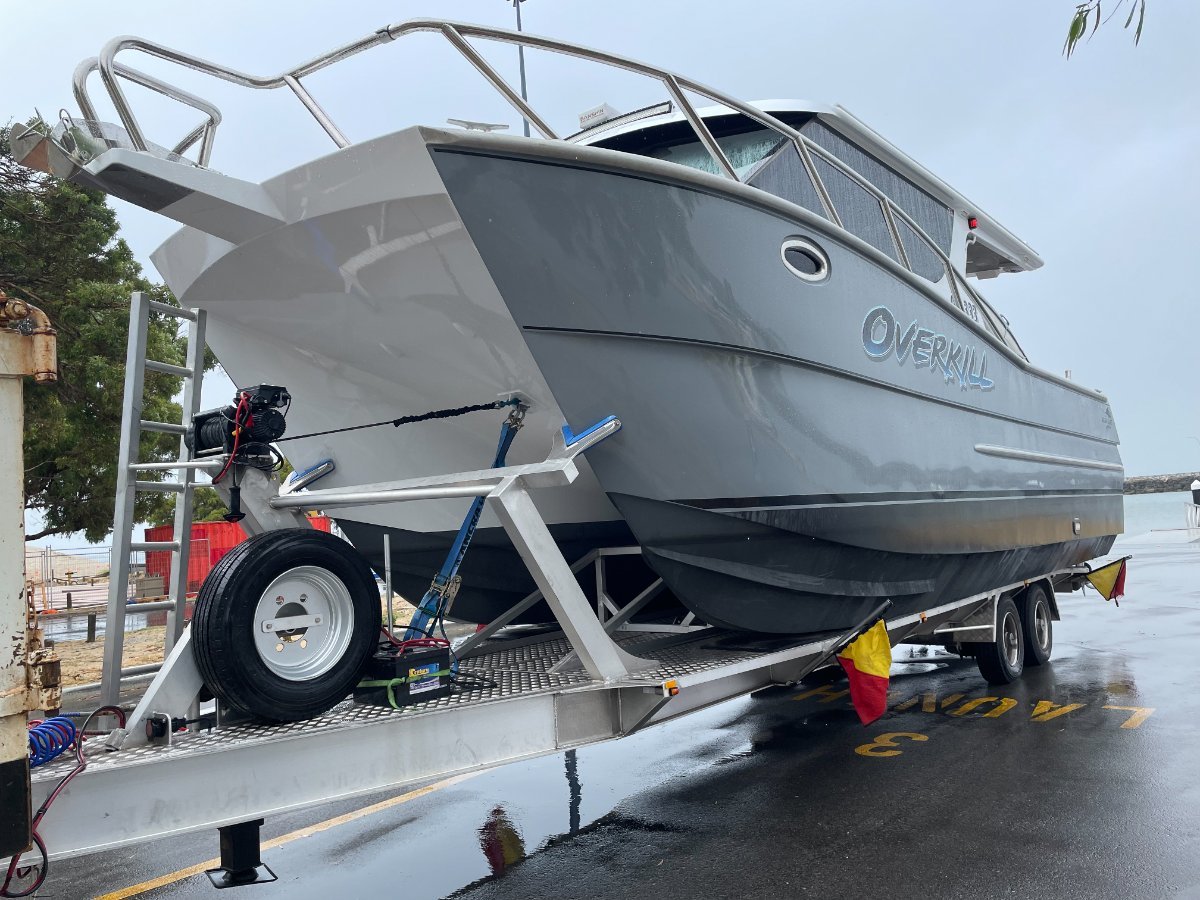 2021 OUTLAW BOATS 10.0M CATAMARAN