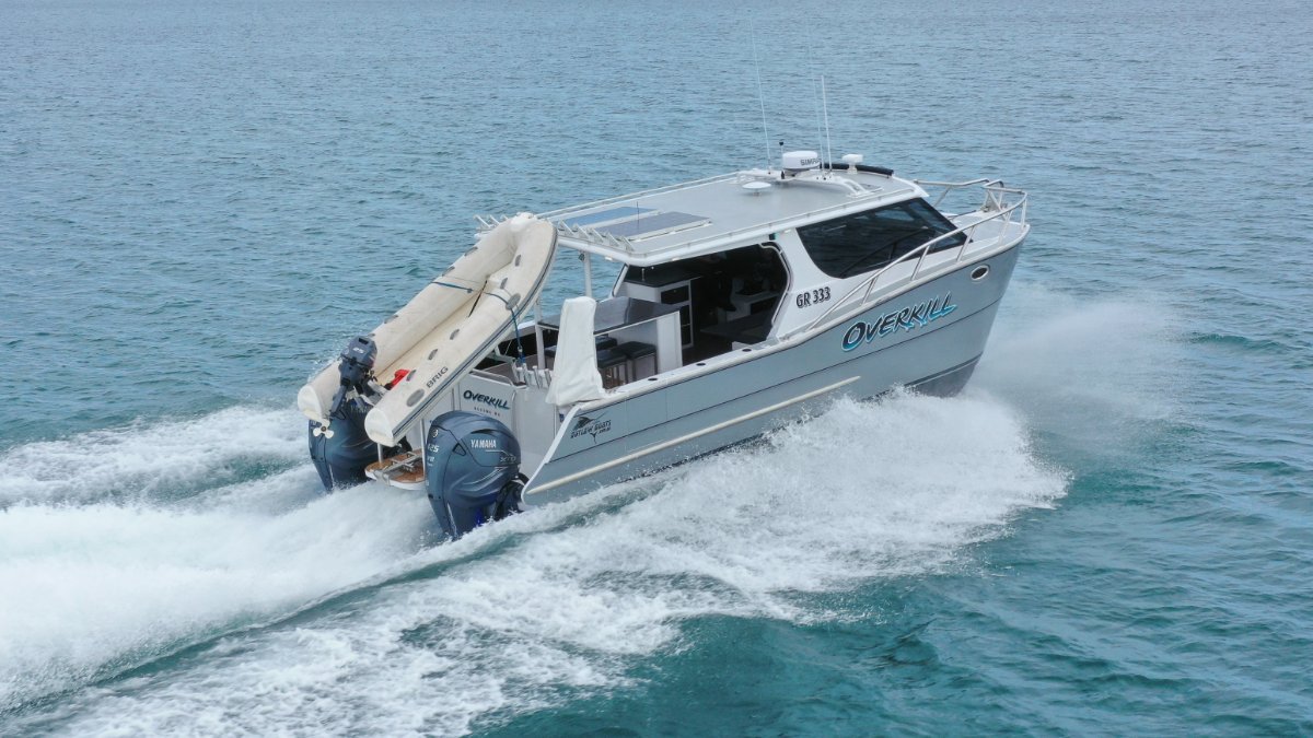 2021 OUTLAW BOATS 10.0M CATAMARAN