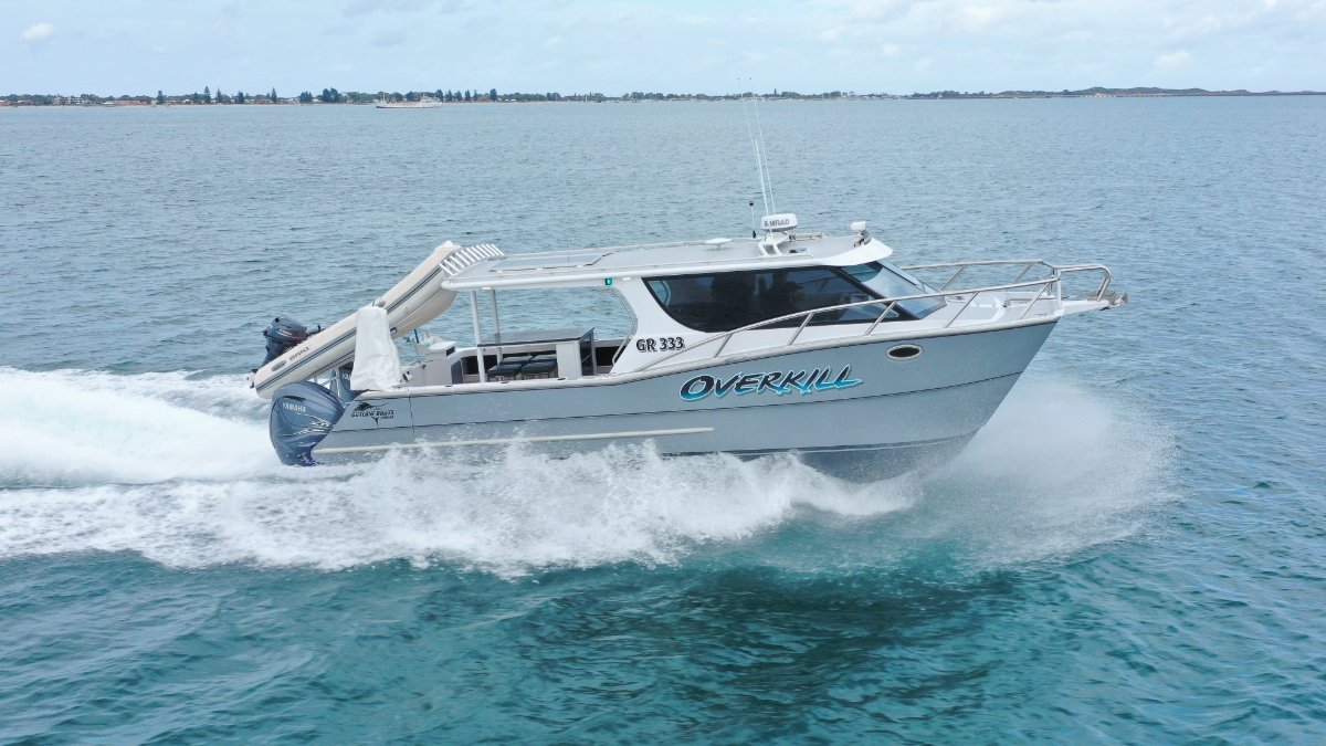 2021 OUTLAW BOATS 10.0M CATAMARAN