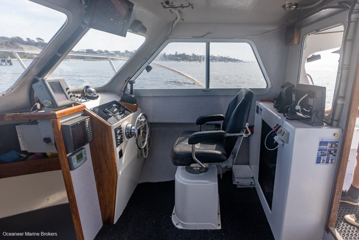 1996 STEBER 36 PRO FISHER