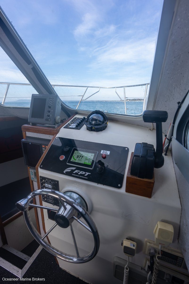 1996 STEBER 36 PRO FISHER