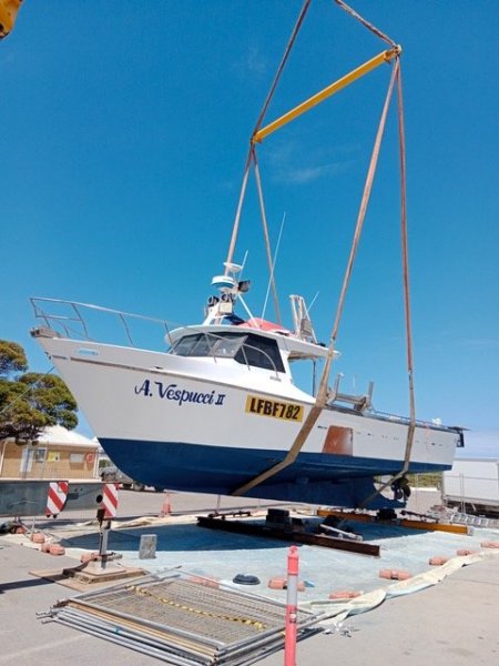 LEN RANDELL DESIGN FISHING BOAT