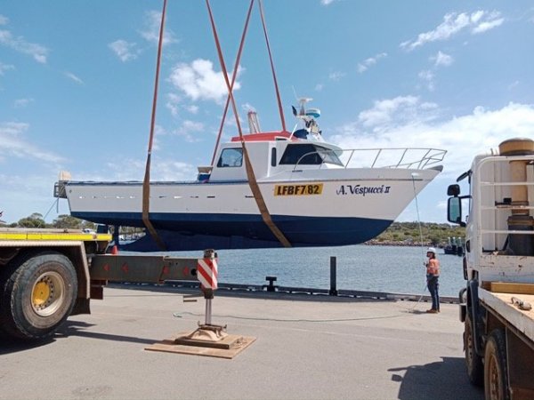 LEN RANDELL DESIGN FISHING BOAT
