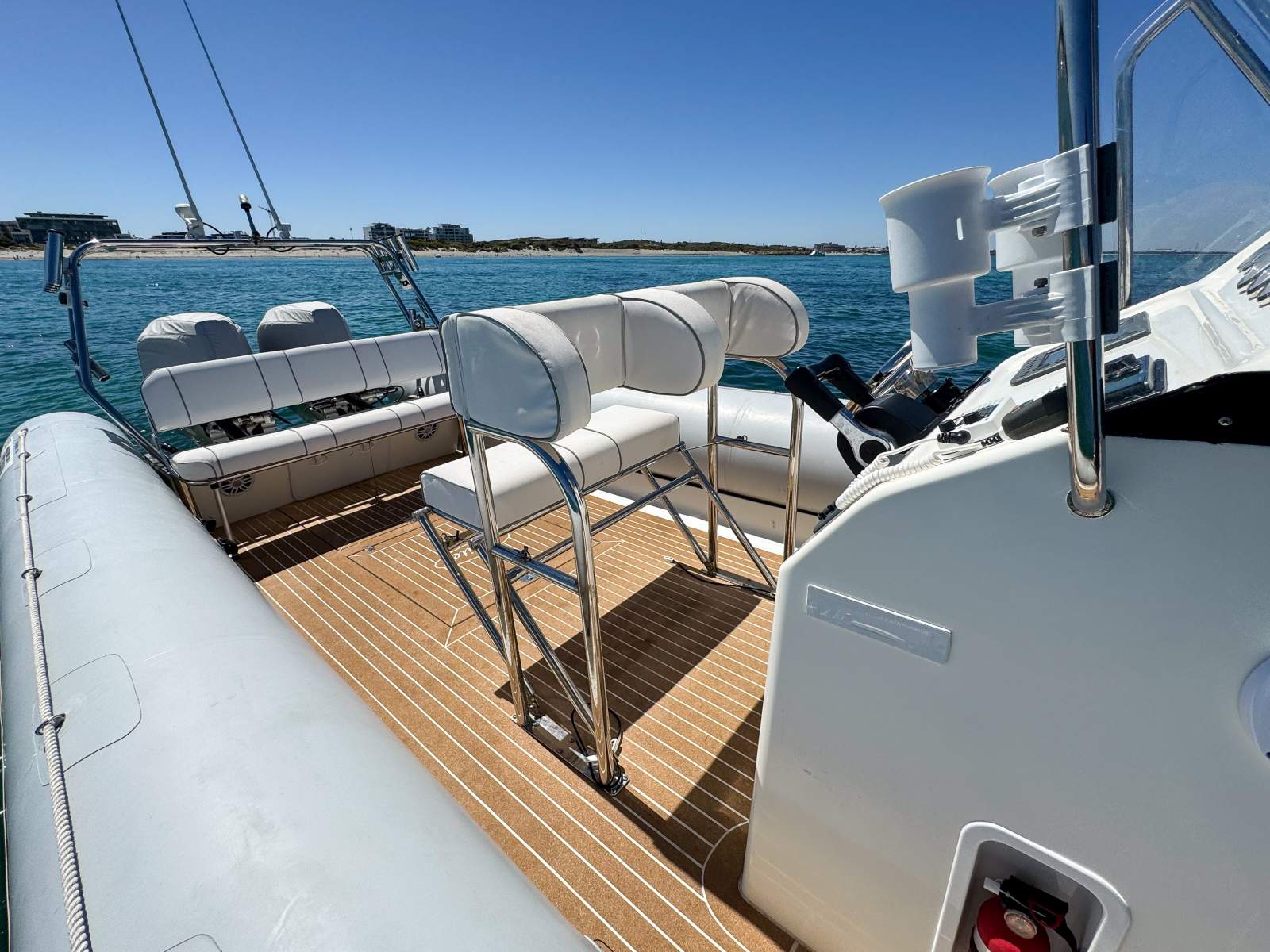 GEMINI ELITE 850 RUNABOUT