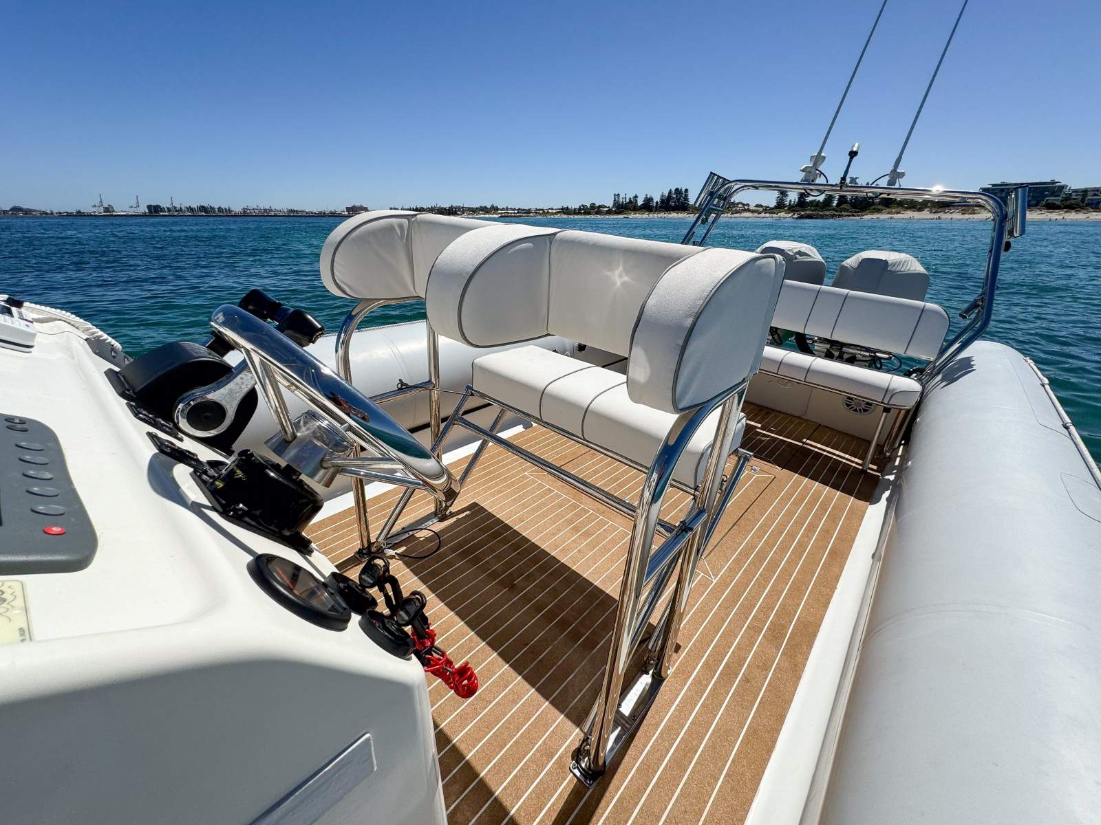 GEMINI ELITE 850 RUNABOUT