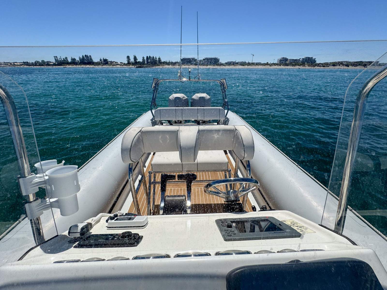GEMINI ELITE 850 RUNABOUT
