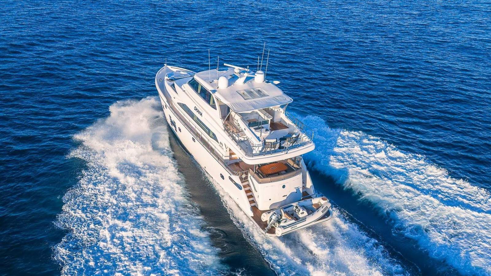 2016 HORIZON E75 FLYBRIDGE YACHT
