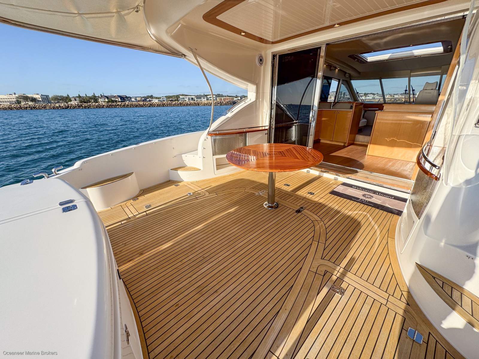 2009 MARITIMO C60 CABRIOLET SPORTS CRUISER