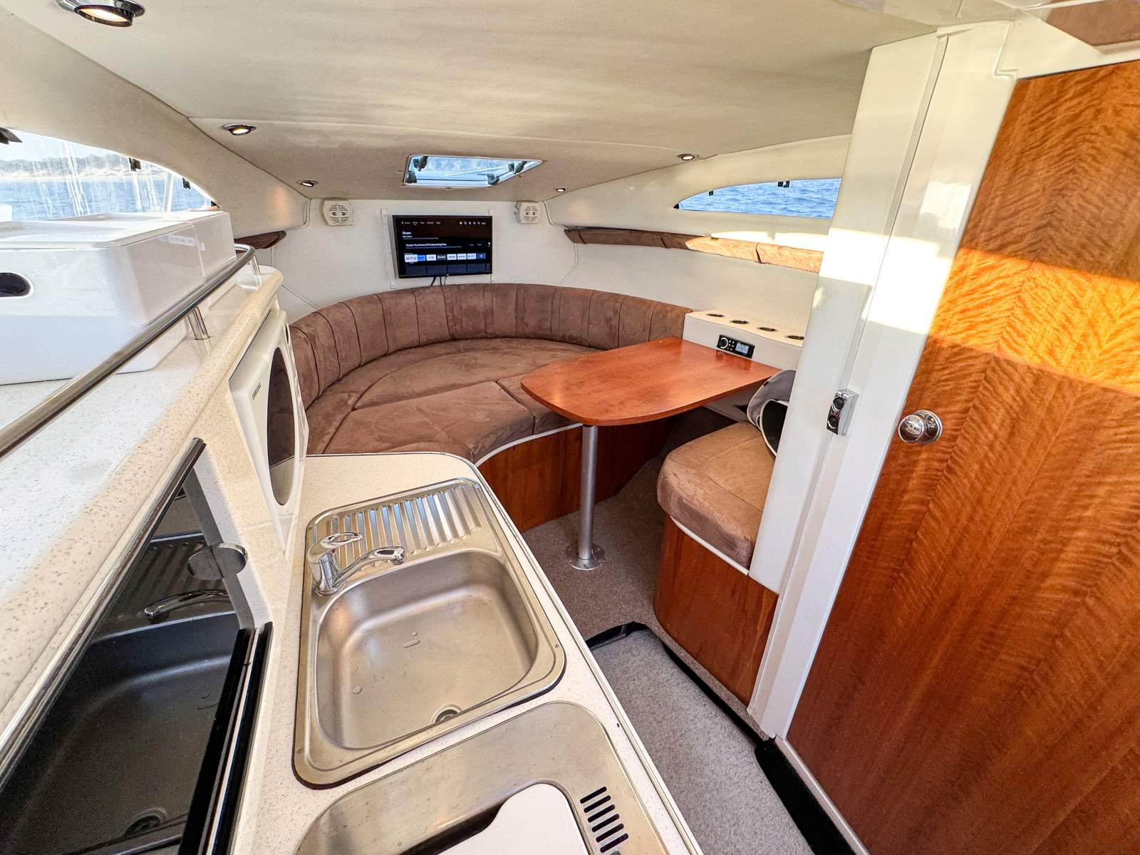 2008 WHITTLEY CR 2800 CRUISER