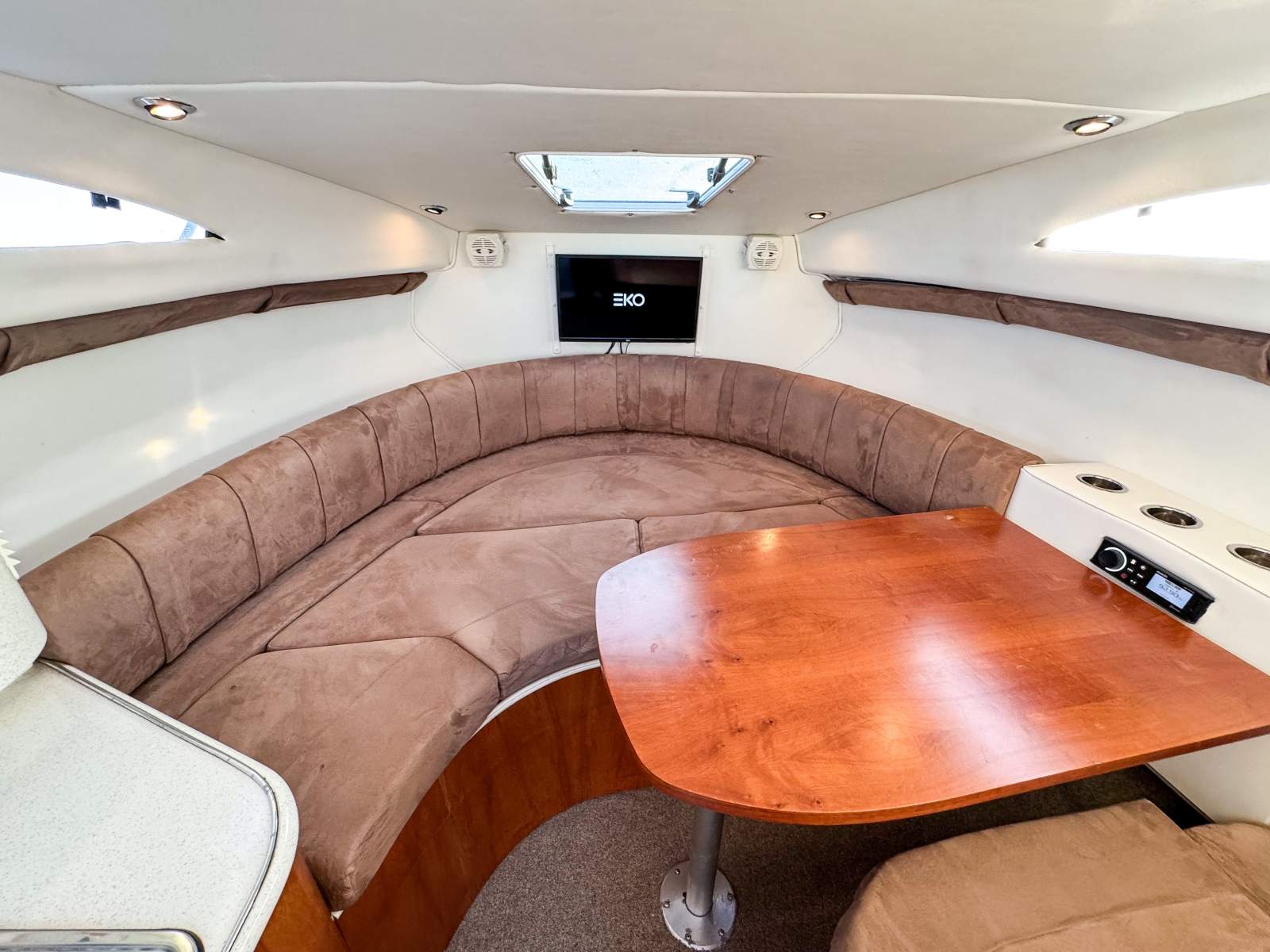 2008 WHITTLEY CR 2800 CRUISER