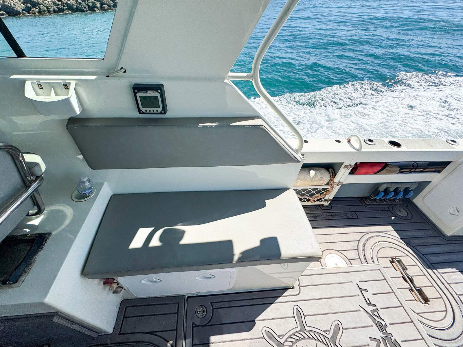 2009 PRESTON CRAFT 8.2 CHARTER