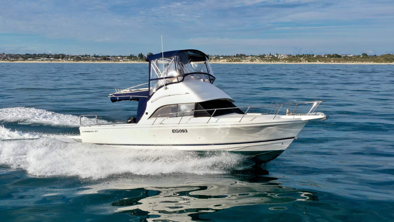 2010 CARIBBEAN 27 FLYBRIDGE CRUISER