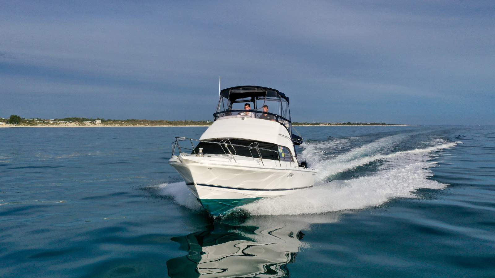 2010 CARIBBEAN 27 FLYBRIDGE CRUISER