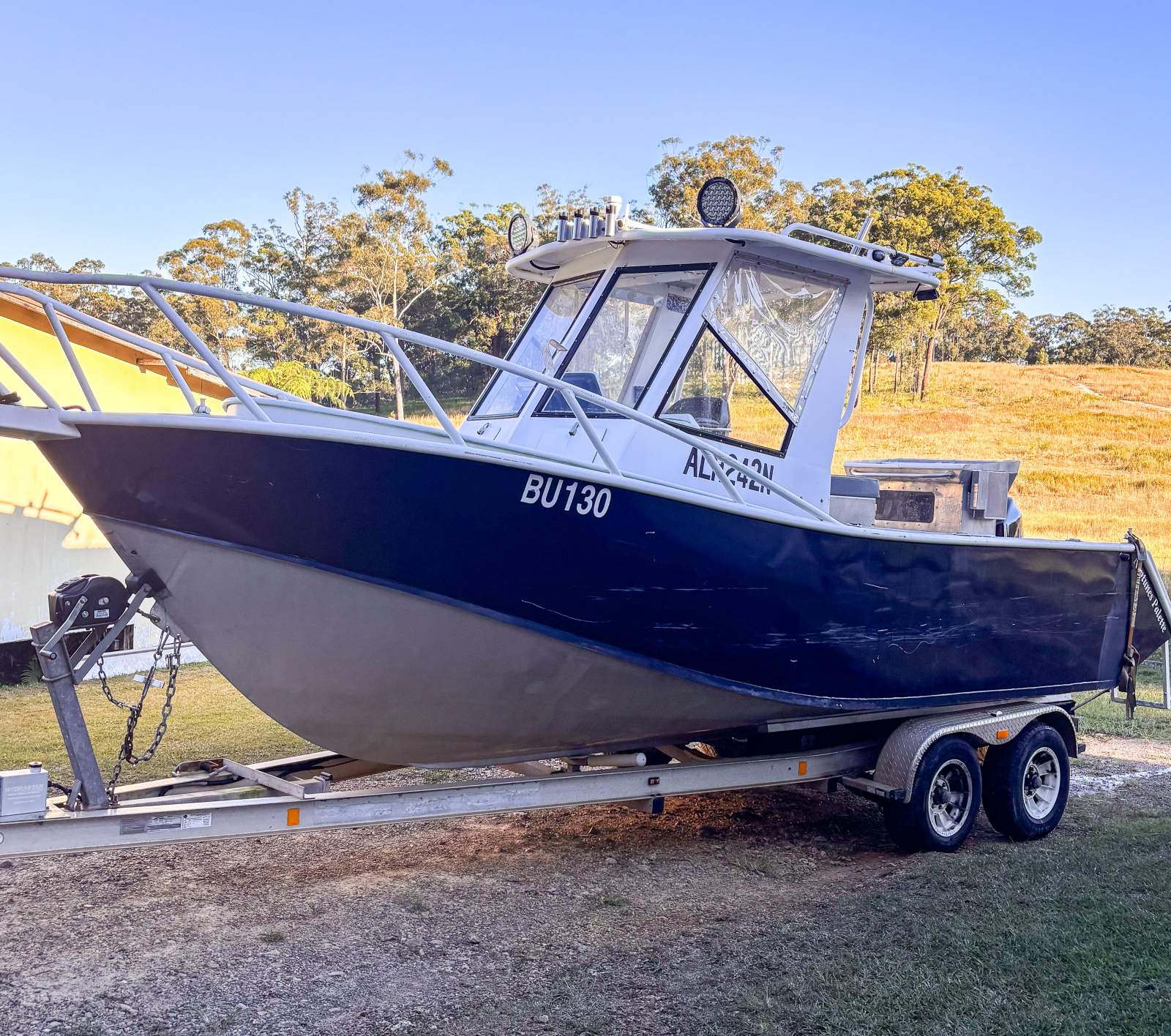 2002 JACKMAN 7.9 CENTRE CAB FISHER