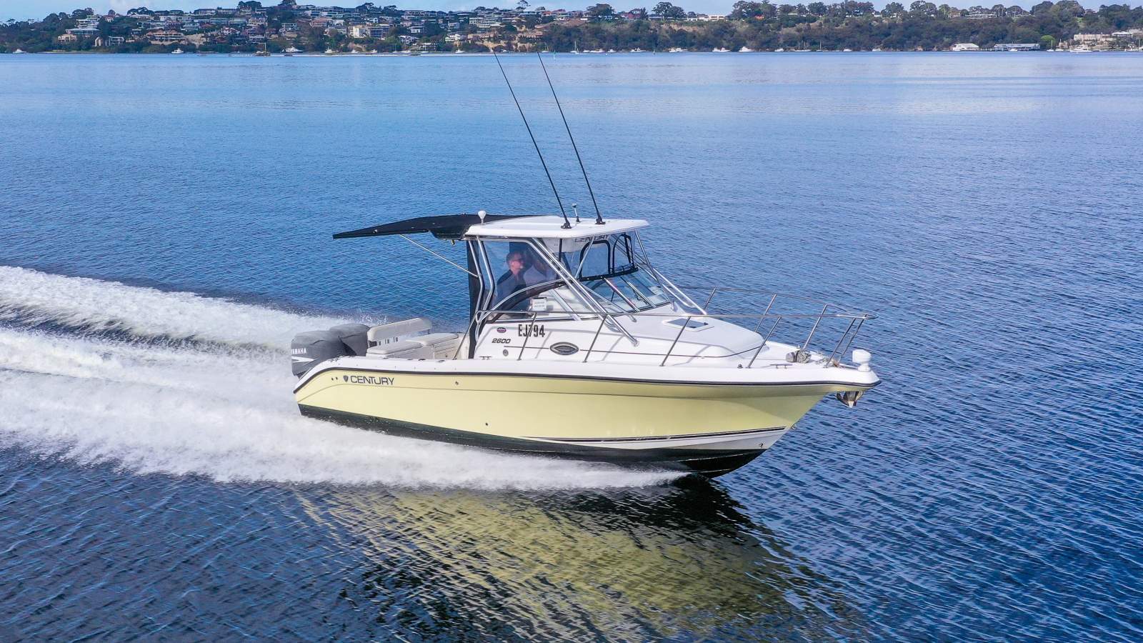 2006 CENTURY 2600 WALKAROUND