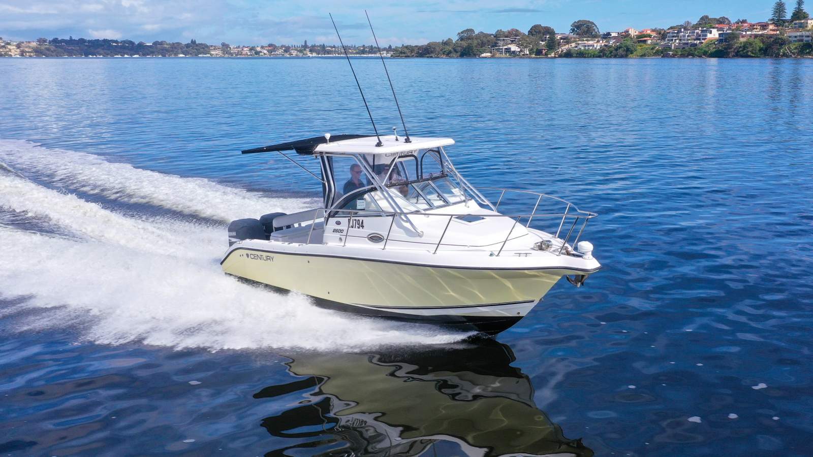2006 CENTURY 2600 WALKAROUND