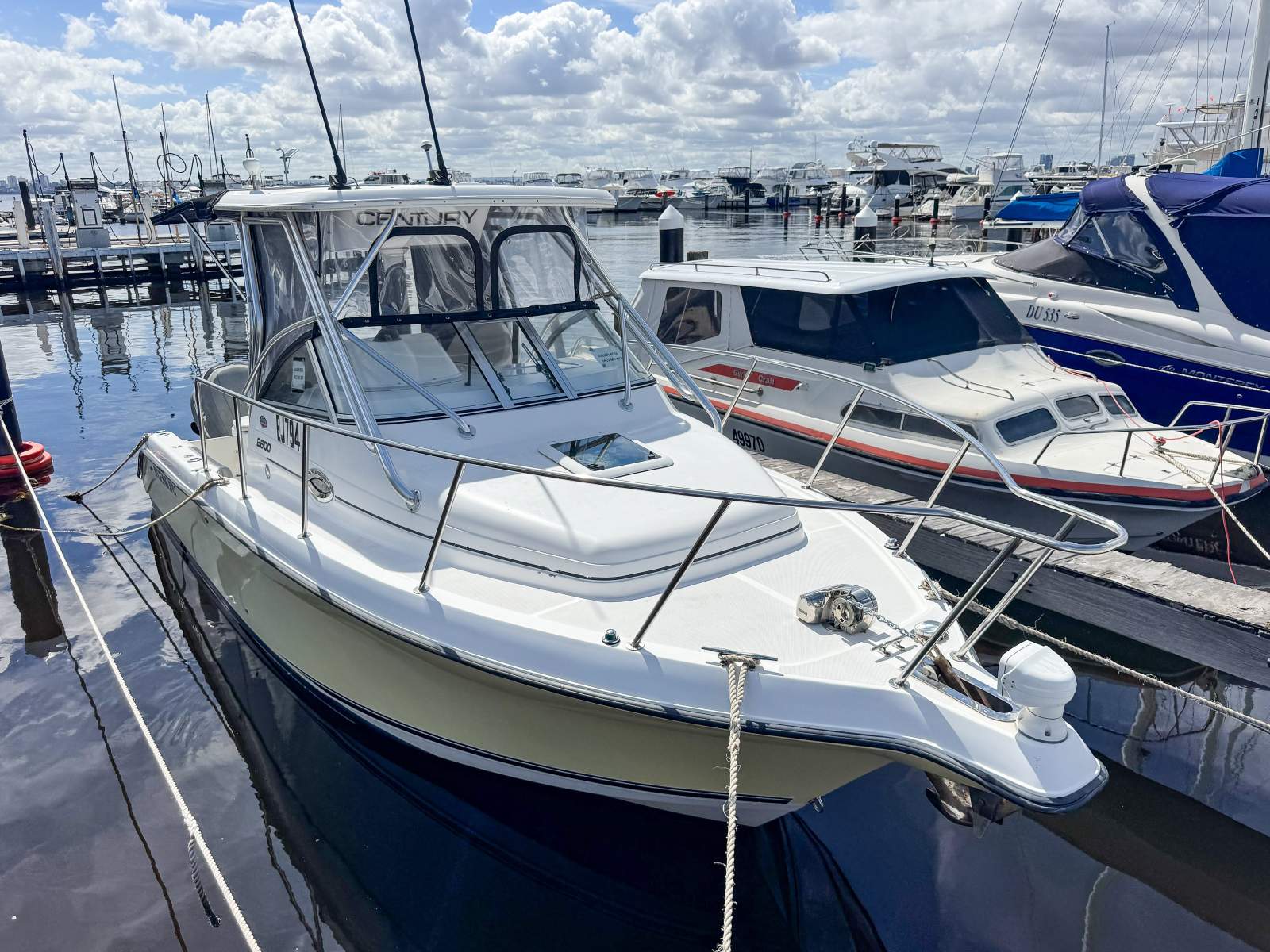 2006 CENTURY 2600 WALKAROUND