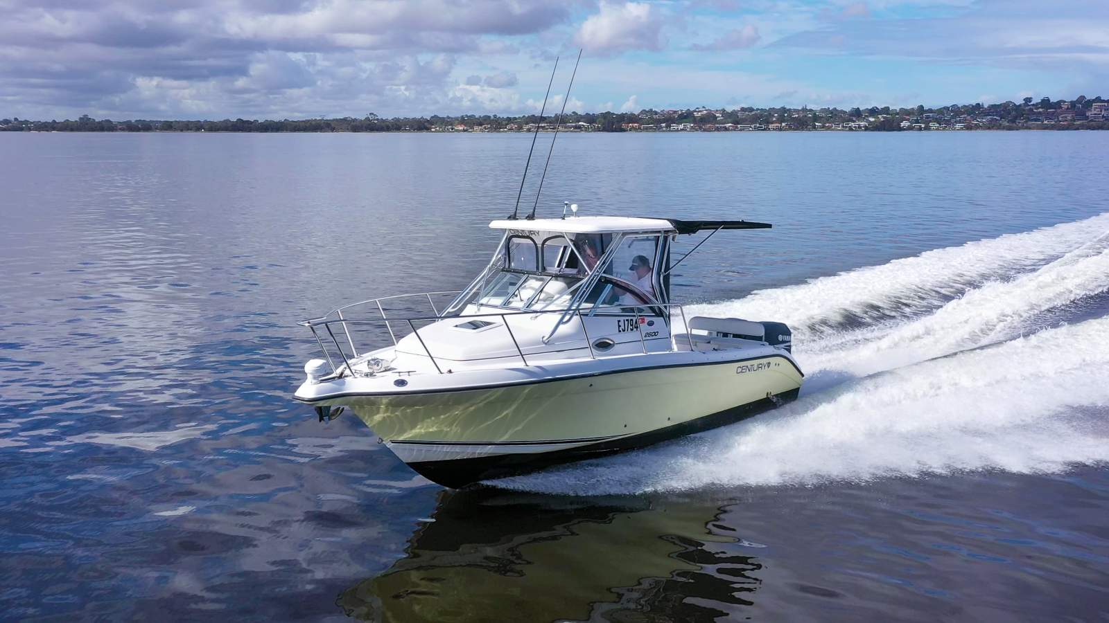 2006 CENTURY 2600 WALKAROUND