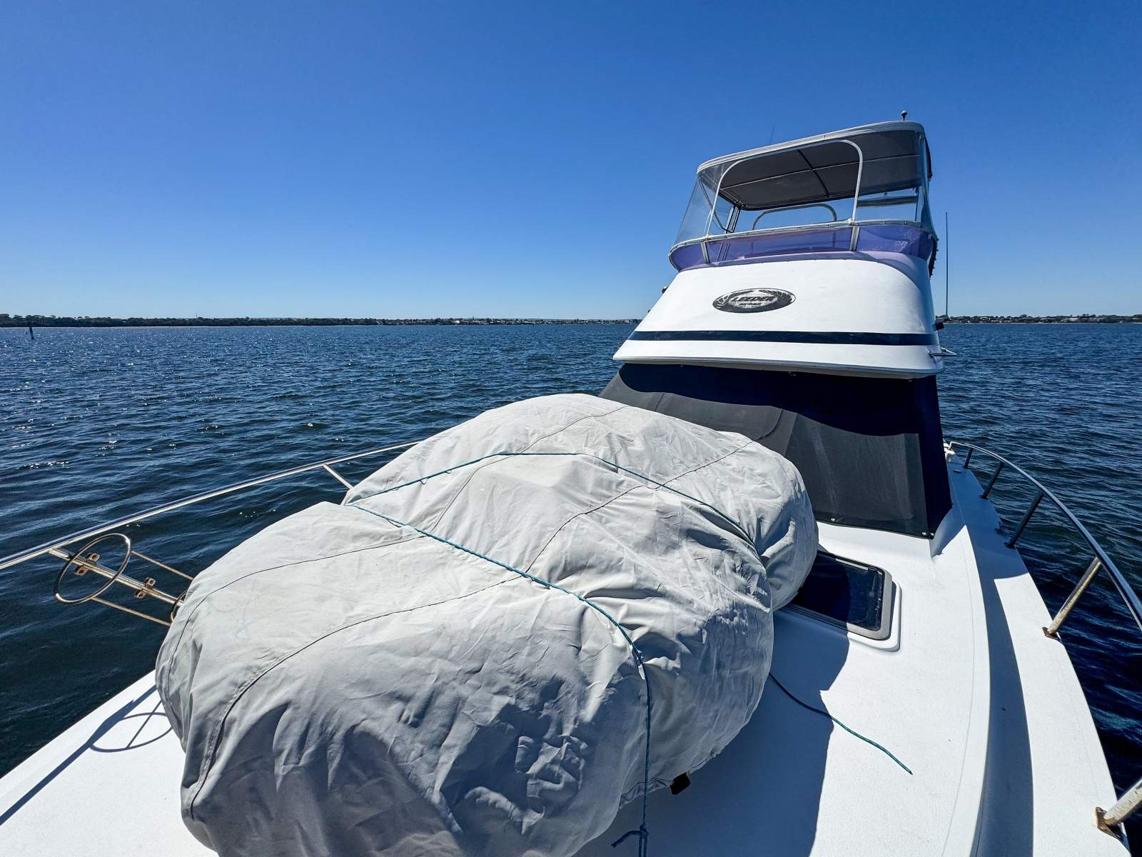 LEEDER 40 FLYBRIDGE CRUISER