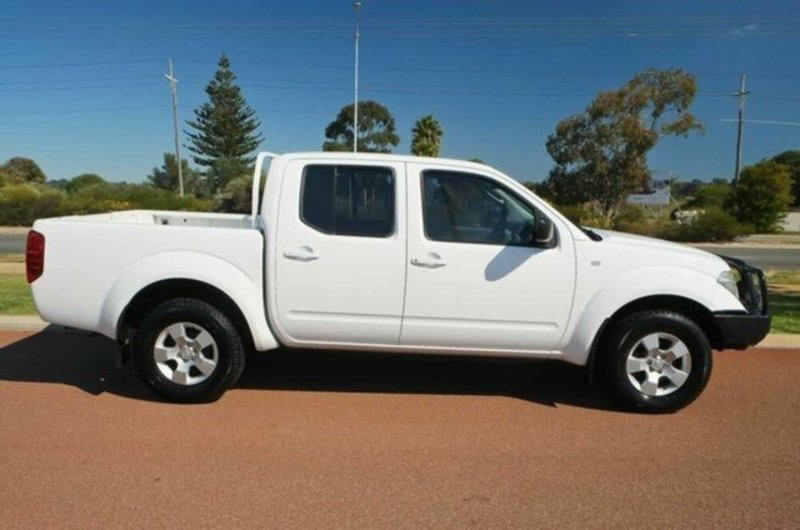 2009 NISSAN NAVARA RX D40