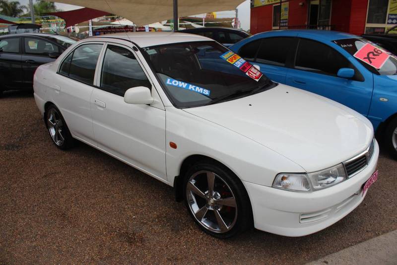 2000 MITSUBISHI LANCER GLXi CE